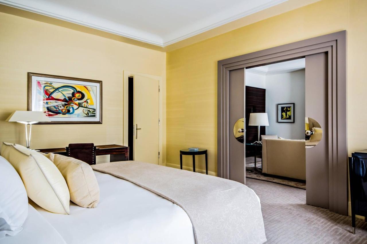 Prince De Galles, A Luxury Collection Hotel, Paris Exteriör bild