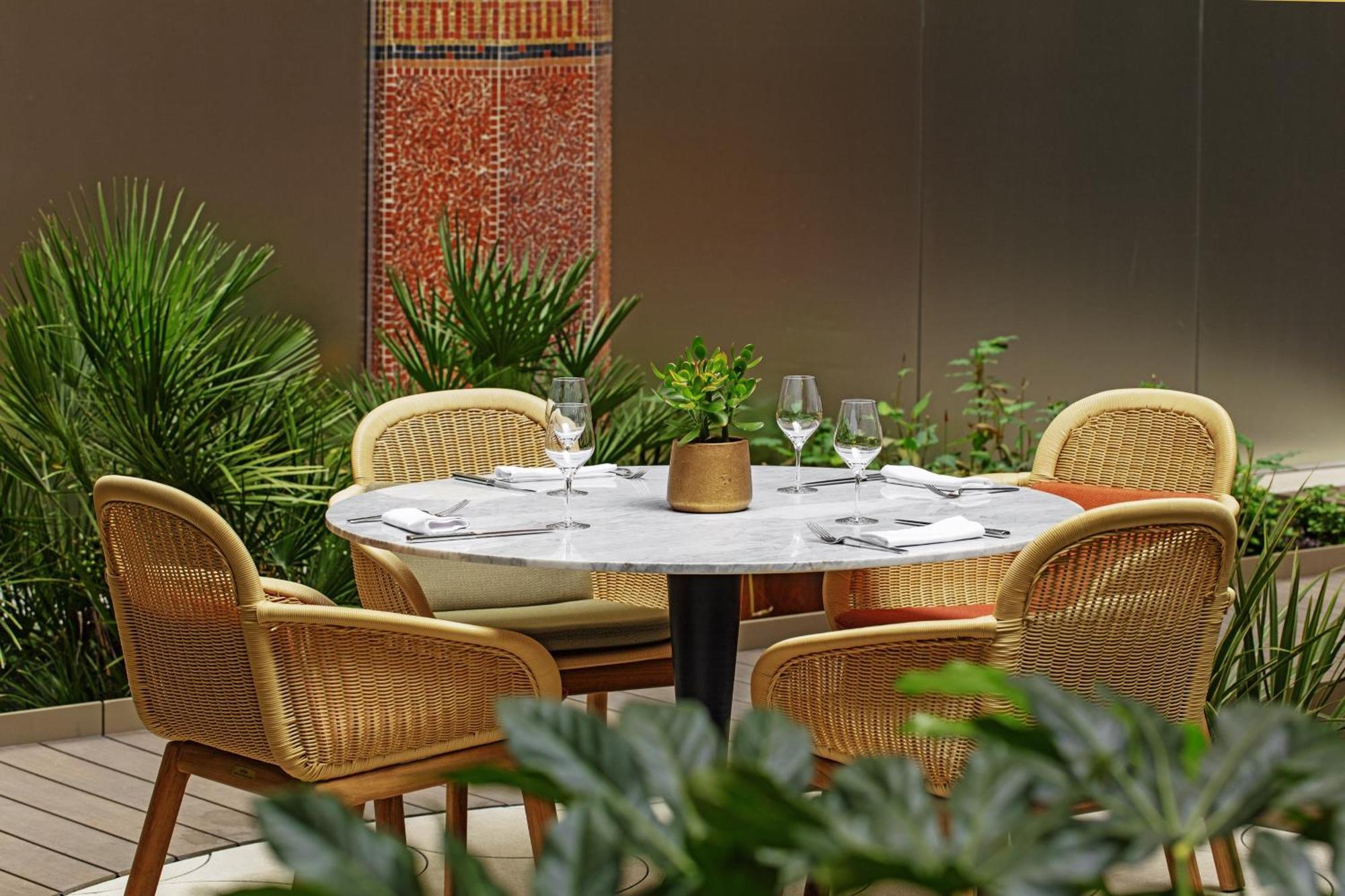 Prince De Galles, A Luxury Collection Hotel, Paris Exteriör bild